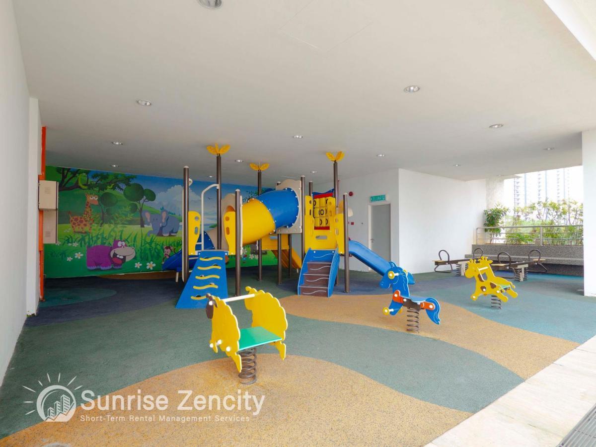Seaview Condo Near Rf Mall, Food Court & Free Netflix Johor Bahru Kültér fotó