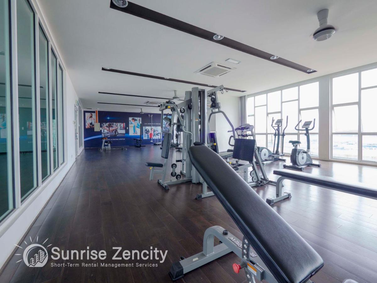 Seaview Condo Near Rf Mall, Food Court & Free Netflix Johor Bahru Kültér fotó