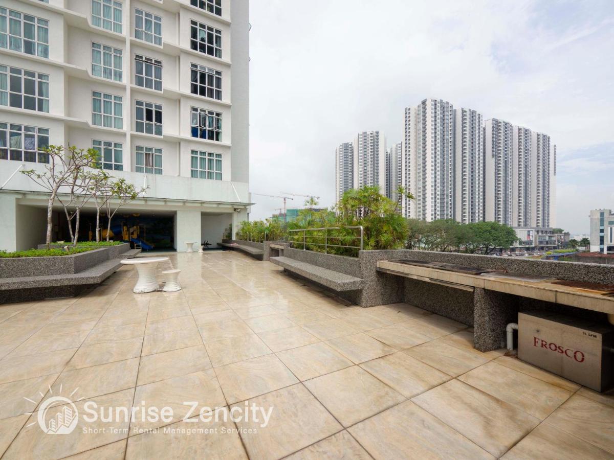 Seaview Condo Near Rf Mall, Food Court & Free Netflix Johor Bahru Kültér fotó