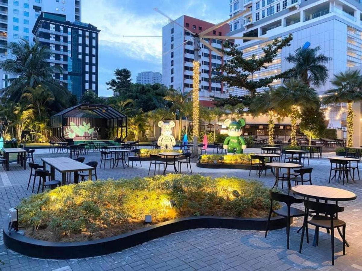 Seaview Condo Near Rf Mall, Food Court & Free Netflix Johor Bahru Kültér fotó